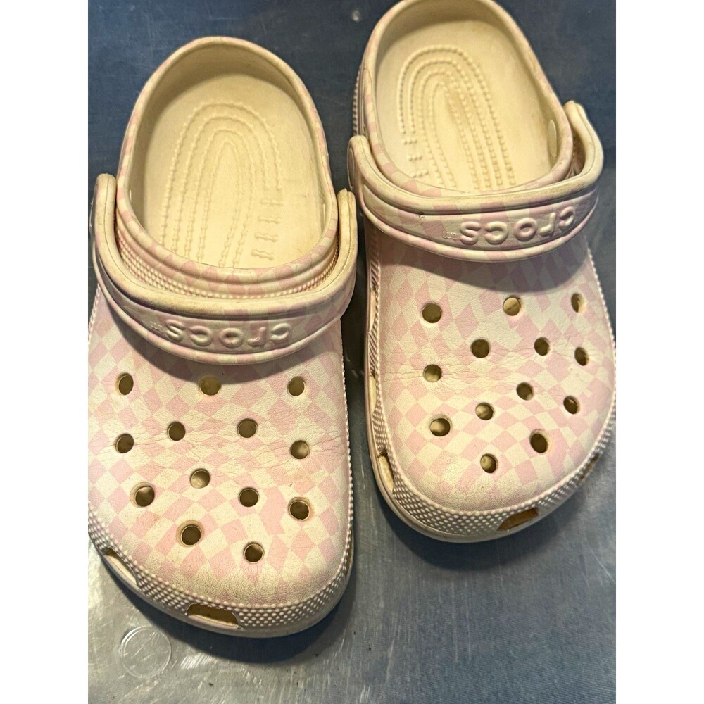 Crocs Classic Clog Kids Pink White Checkered Rubber Slip-On Closed Toe women 6